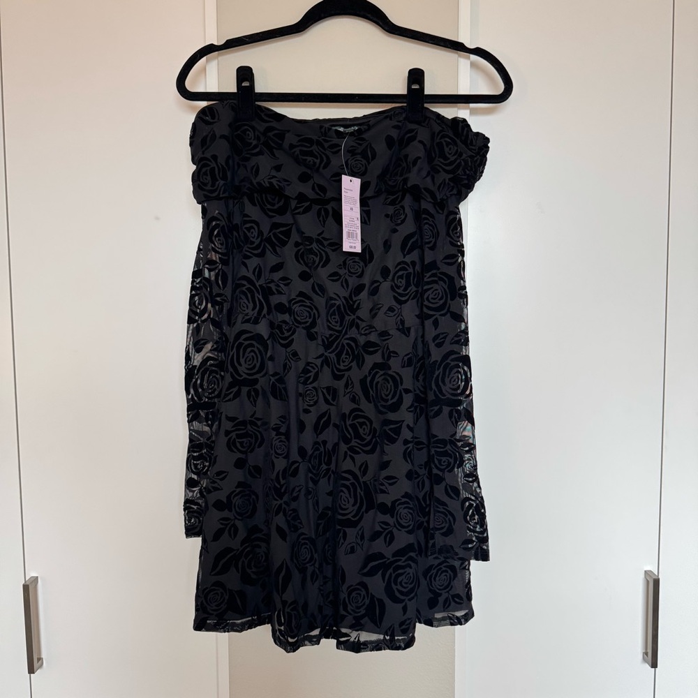 NWT Black Floral Off-Shoulder Dress